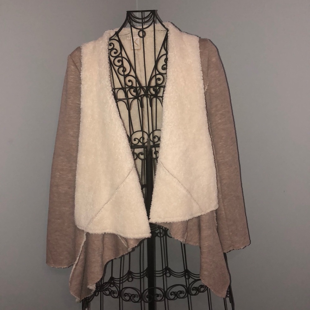 Kinnucans cardigan